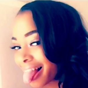 Meet your Posher, Krysten